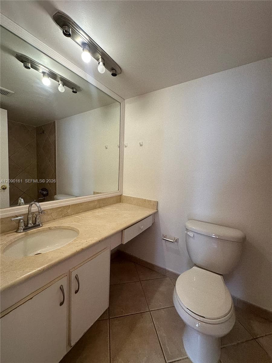 AQUASOL CONDO · #7S in Miami Beach - Photo 6