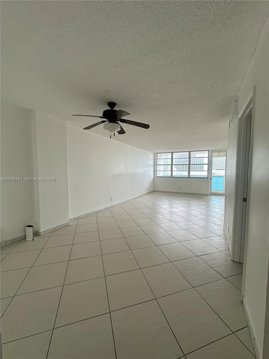 AQUASOL CONDO · #7S in Miami Beach - Photo 1