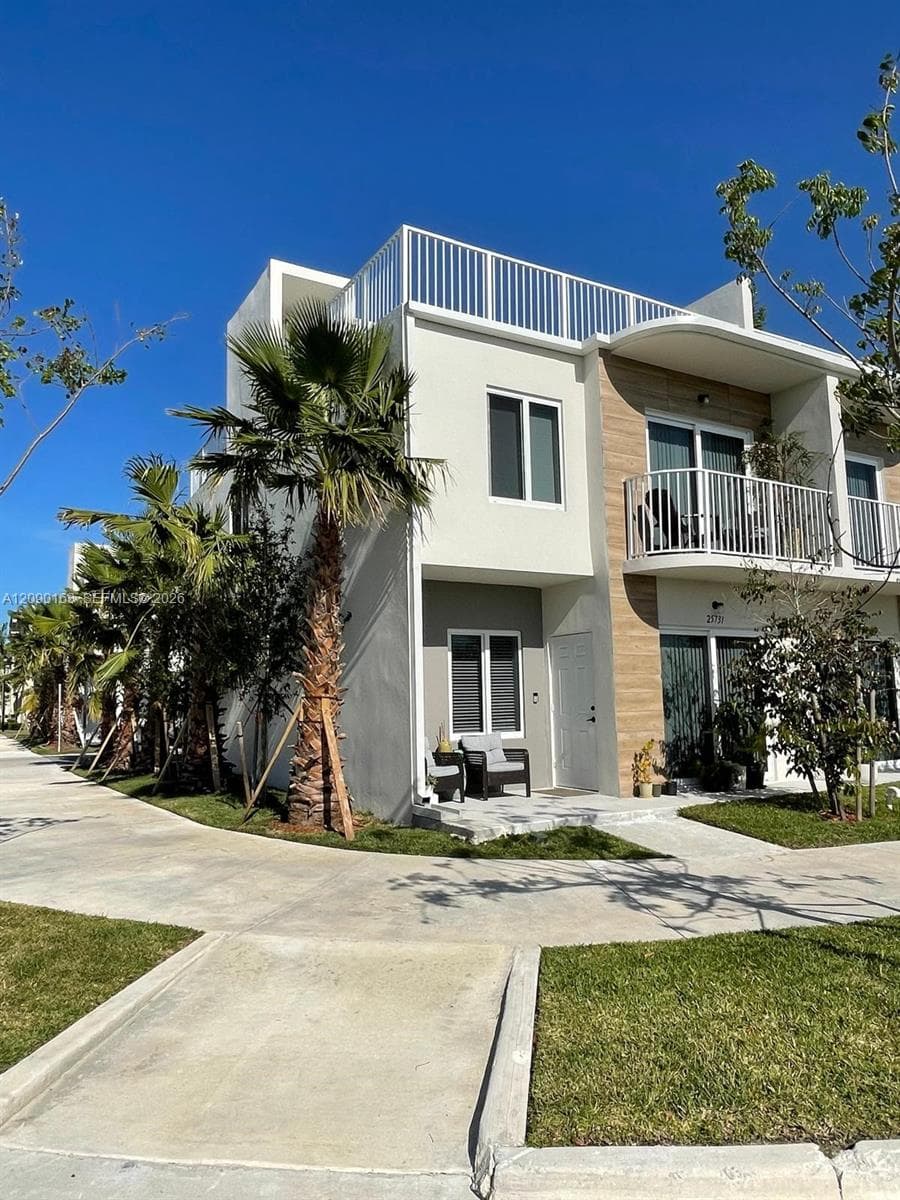 25731 SW 144th Ave #25731 photo 2