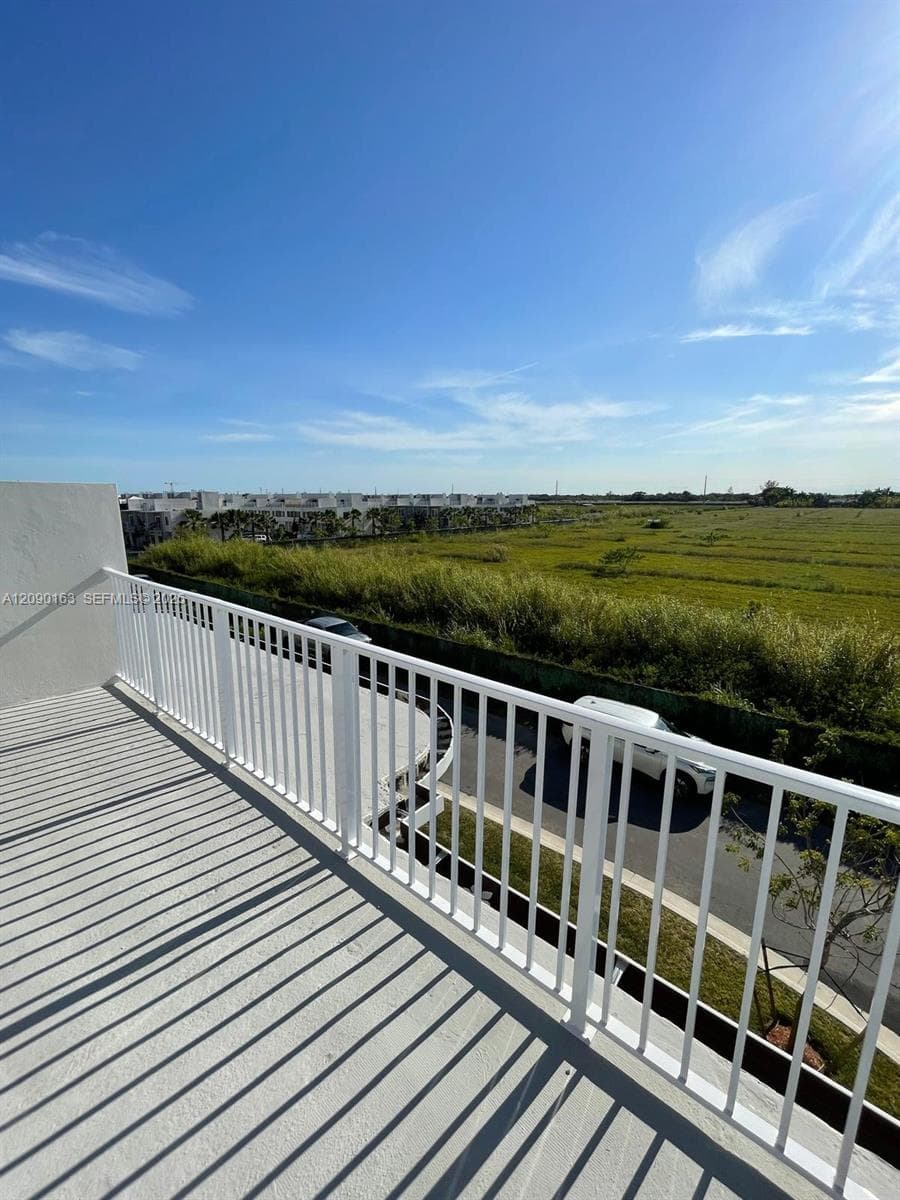 25731 SW 144th Ave #25731 photo 5