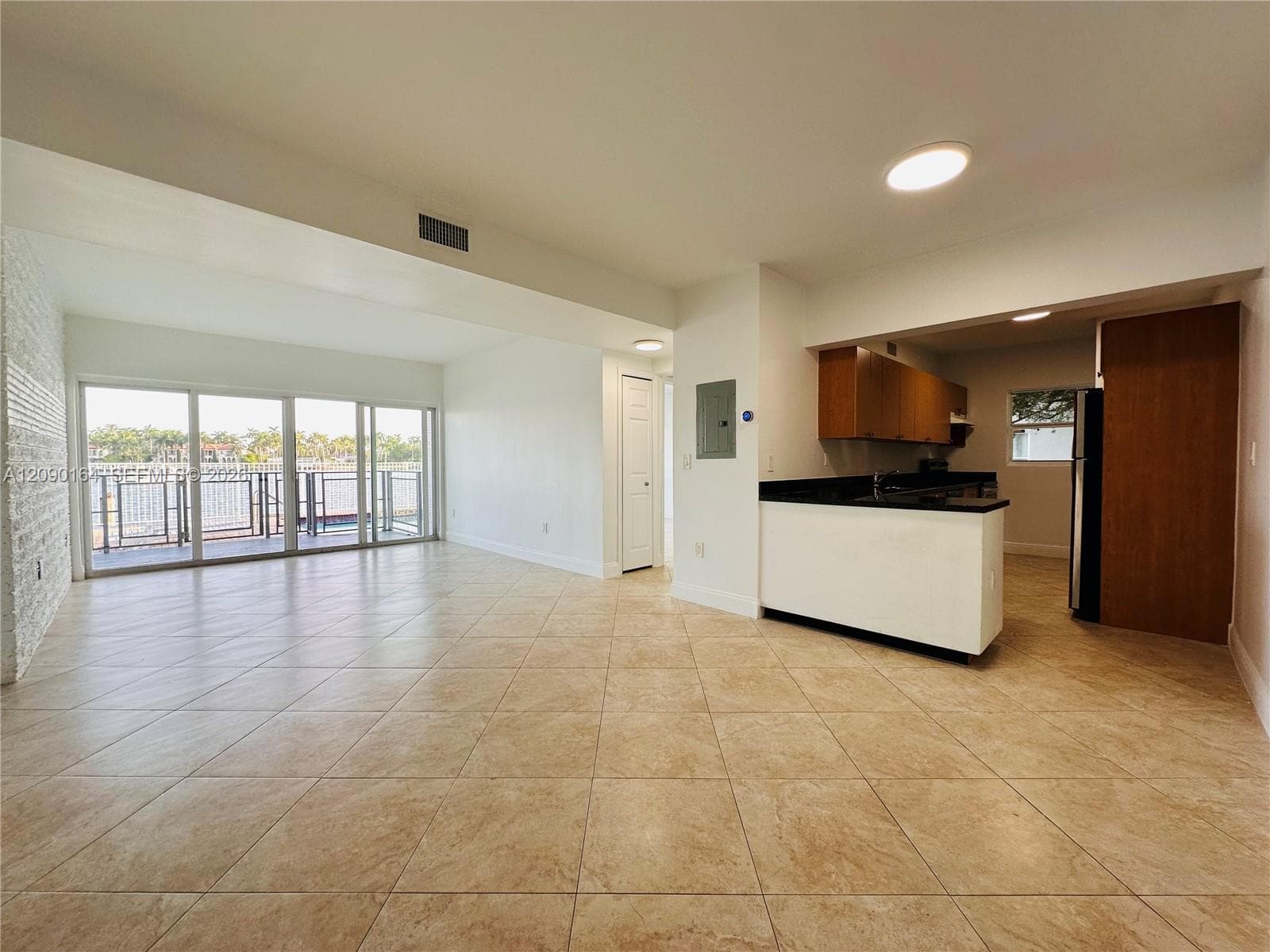 OCEANSIDE SEC ISLE OF NOR · #7 in Miami Beach - Photo 6