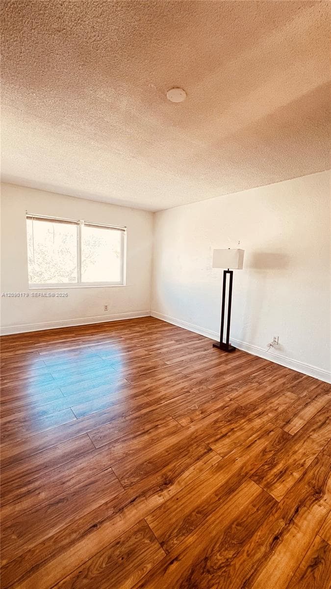 Mayo Apartments. · #11 in Hollywood - Photo 7