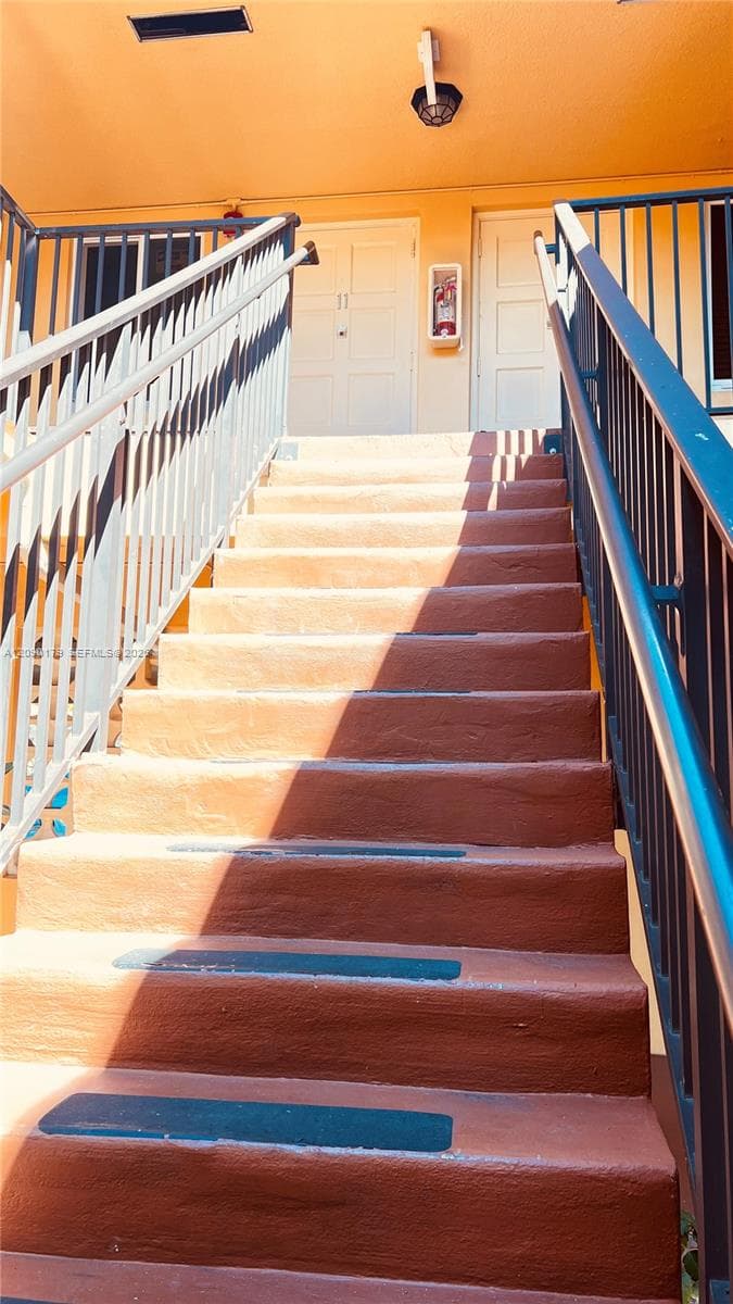 Mayo Apartments. · #11 in Hollywood - Photo 4
