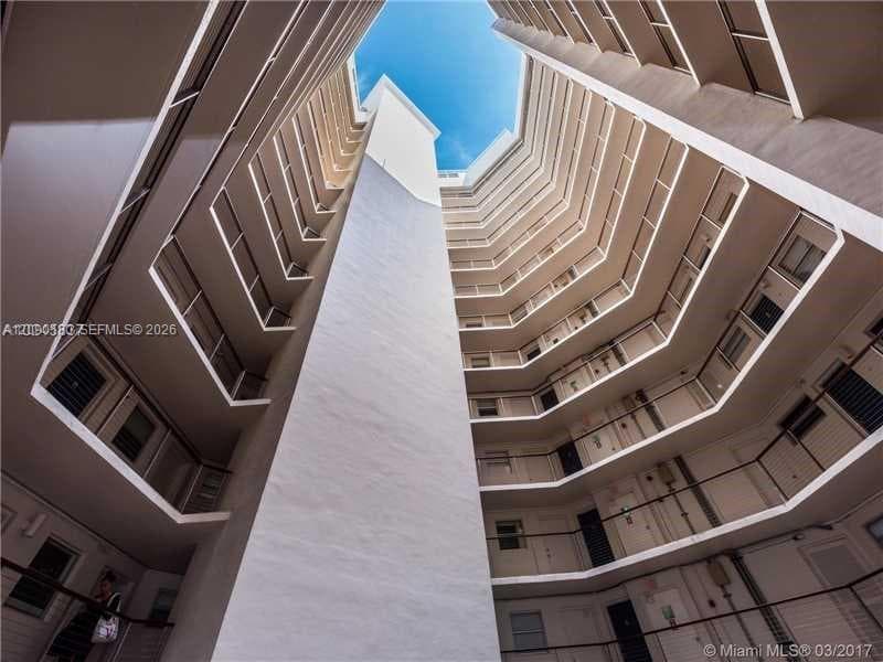 OCTAGON TOWERS I CONDO · #3G in Miami Beach - Photo 8
