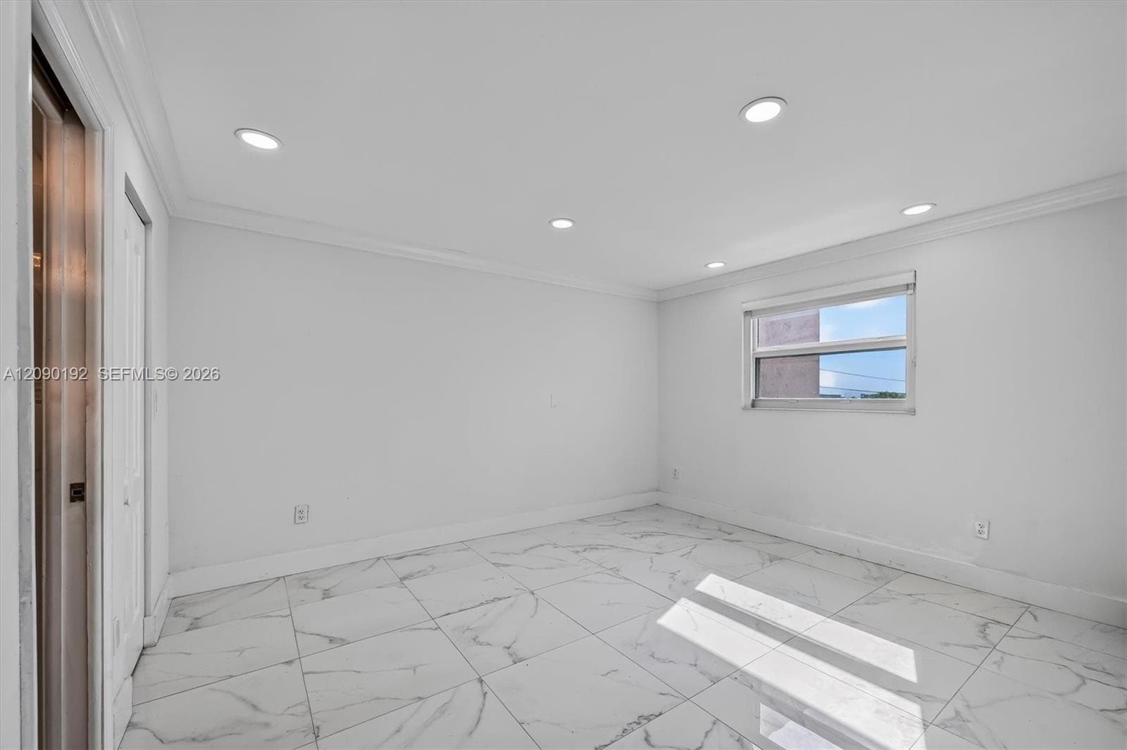 FONTAINEBLEAU GARDENS · #503 in Miami - Photo 23