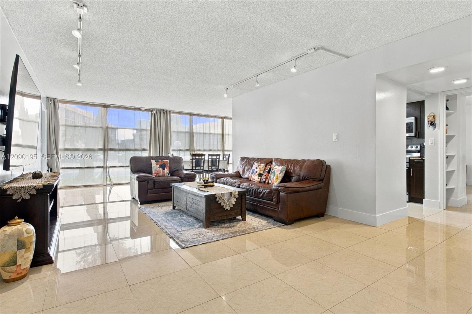 DESOTO PARK CONDO · #120 in Hallandale Beach - Photo 12