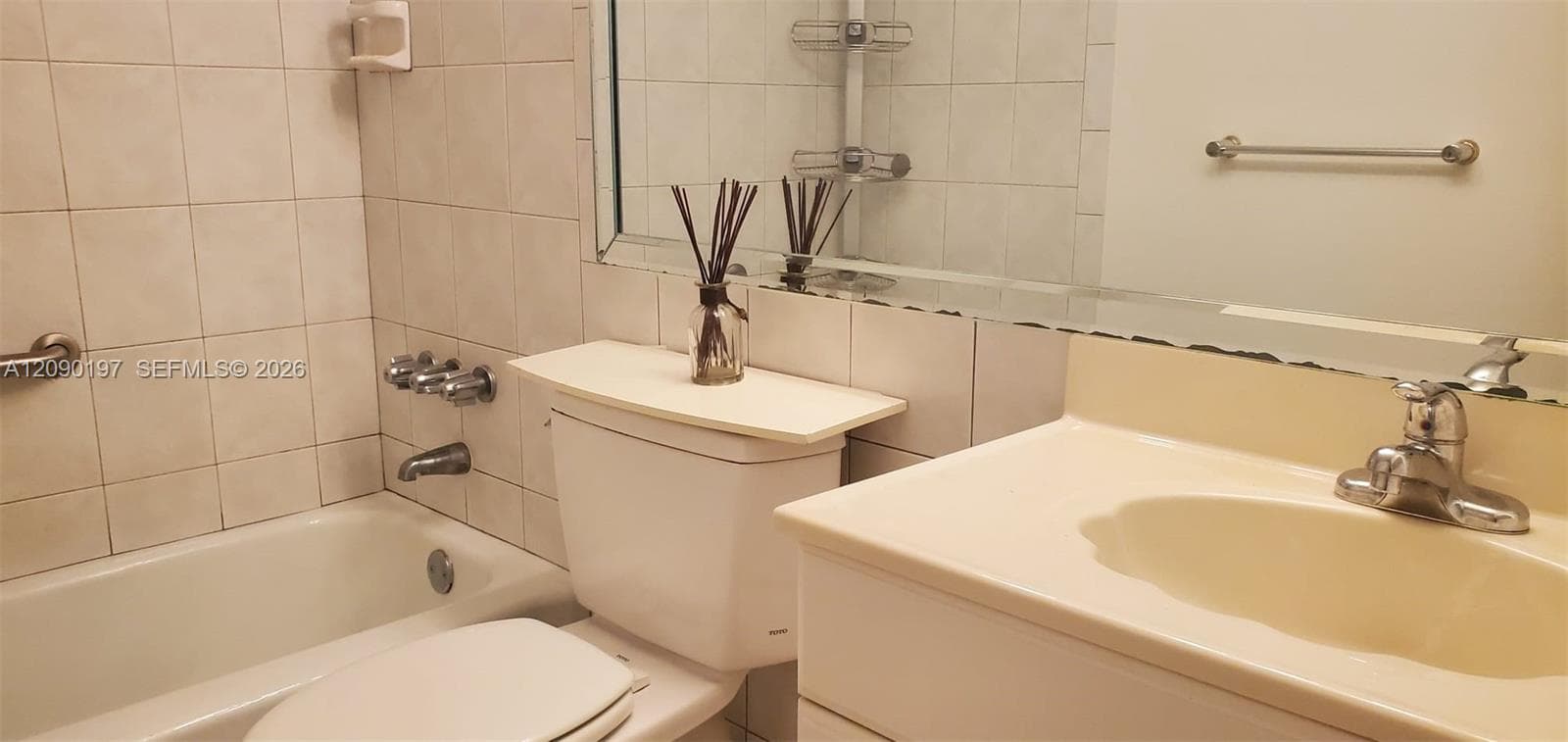 TOWNE ROYALE CONDO · #307 in Sunny Isles Beach - Photo 14