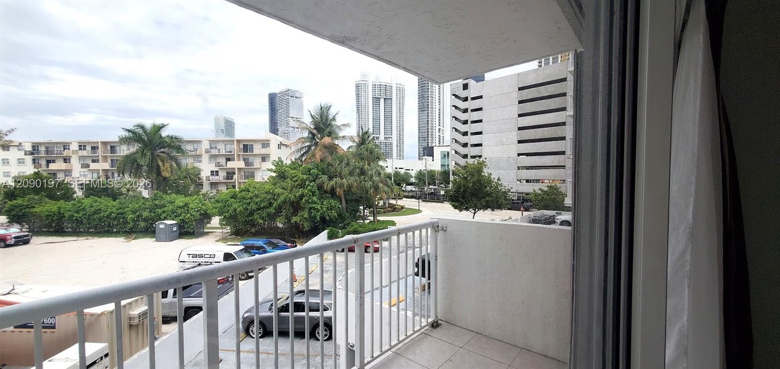 TOWNE ROYALE CONDO · #307 in Sunny Isles Beach - Photo 15