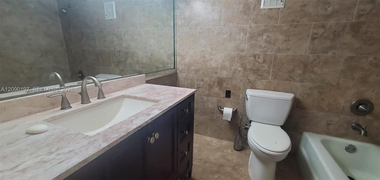 TOWNE ROYALE CONDO · #307 in Sunny Isles Beach - Photo 11