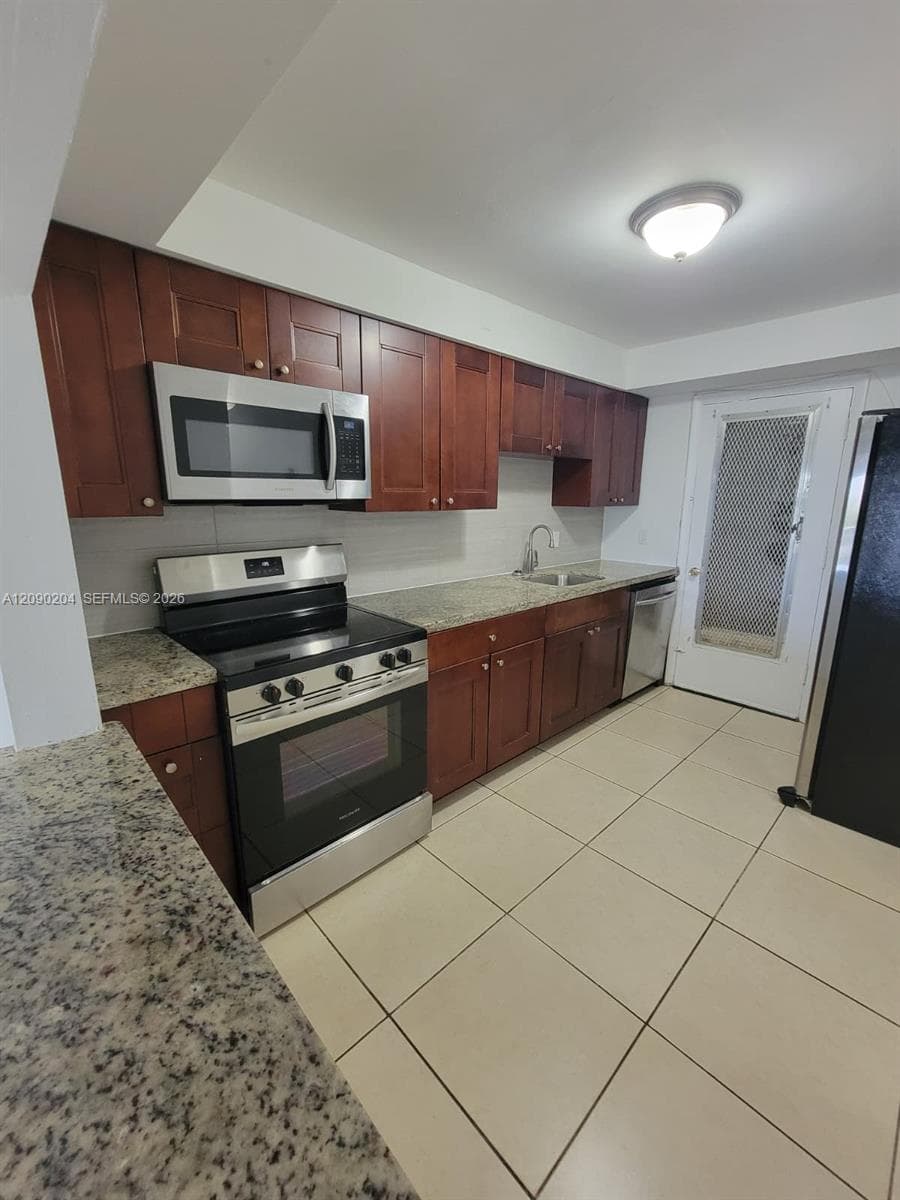 CLAREMONT PLACE CONDO · #305 in North Miami - Photo 12