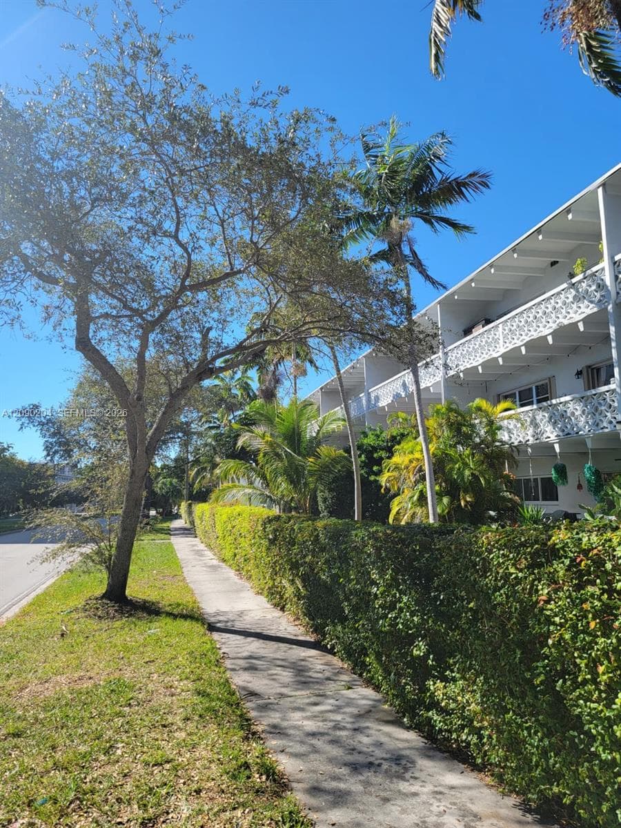 CLAREMONT PLACE CONDO · #305 in North Miami - Photo 34