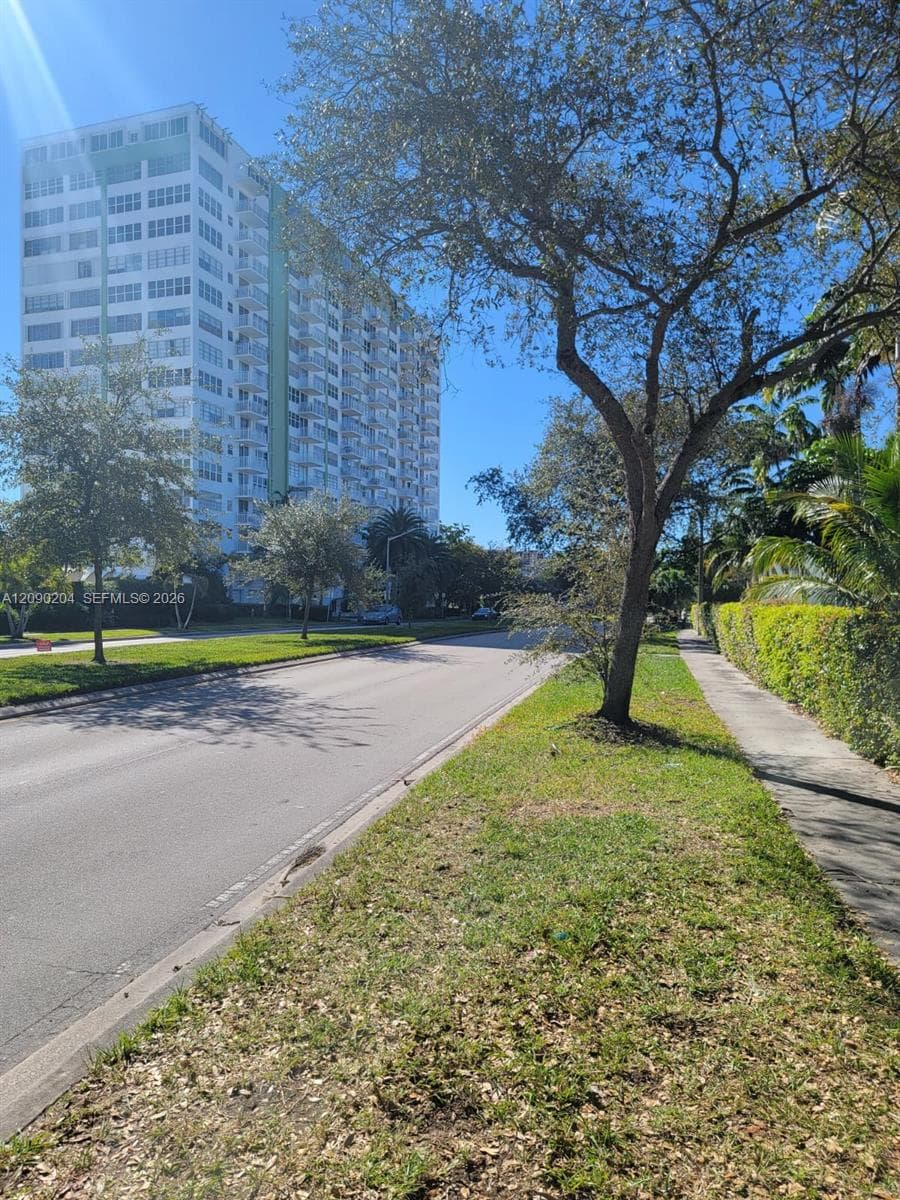 CLAREMONT PLACE CONDO · #305 in North Miami - Photo 33