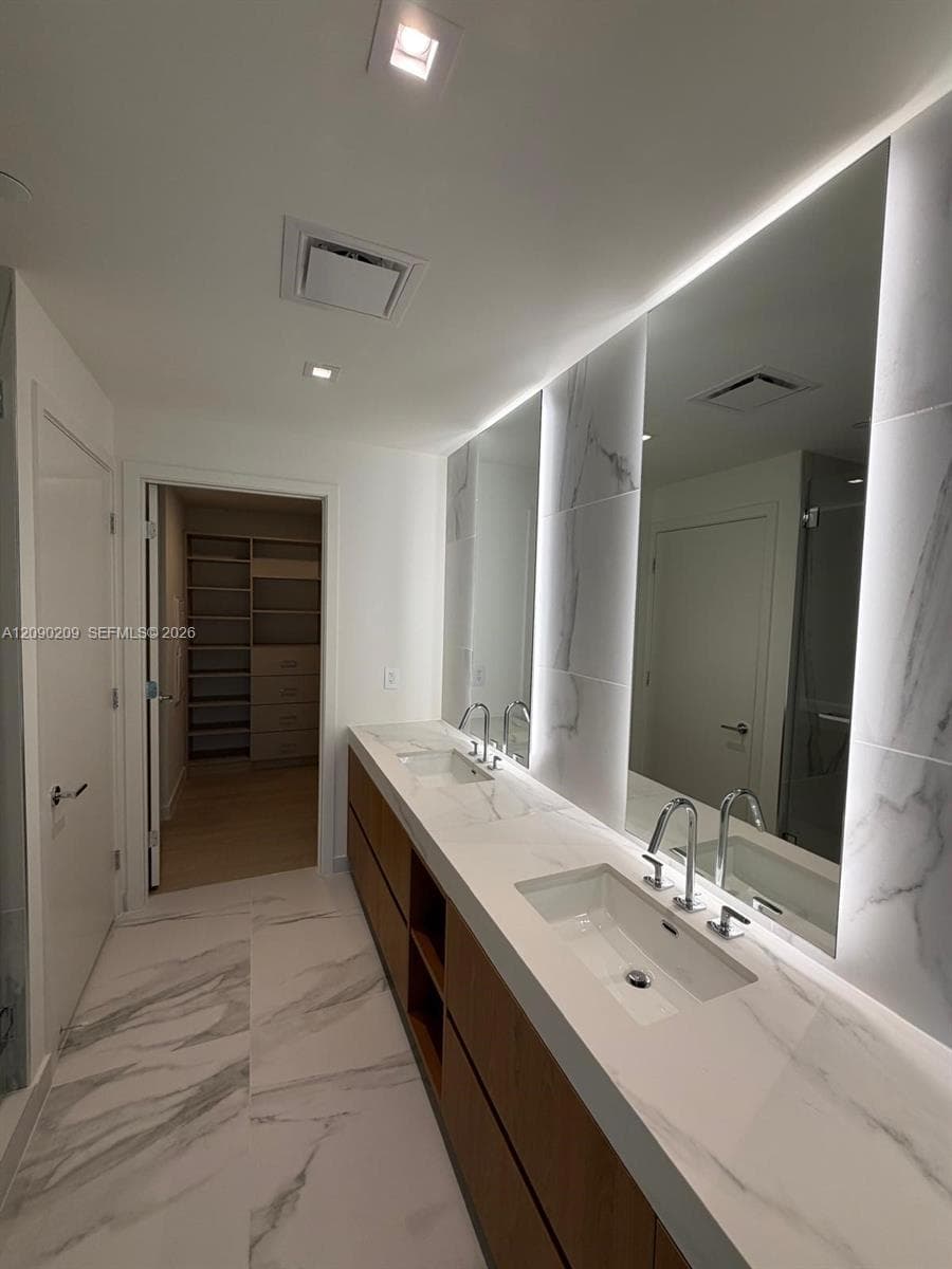 Casa Bella · #3102 in Miami - Photo 12