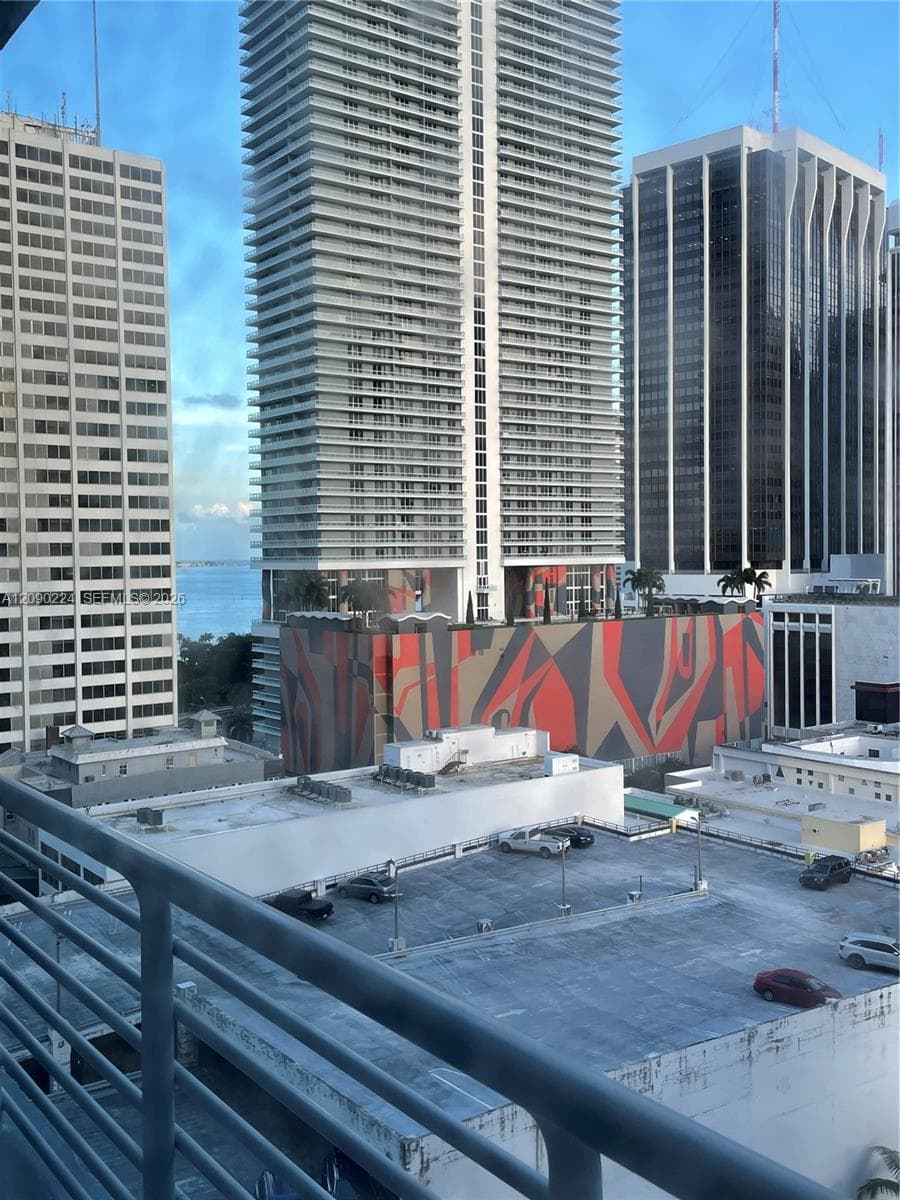 Loft Downtown II · #1406 in Miami - Photo 7