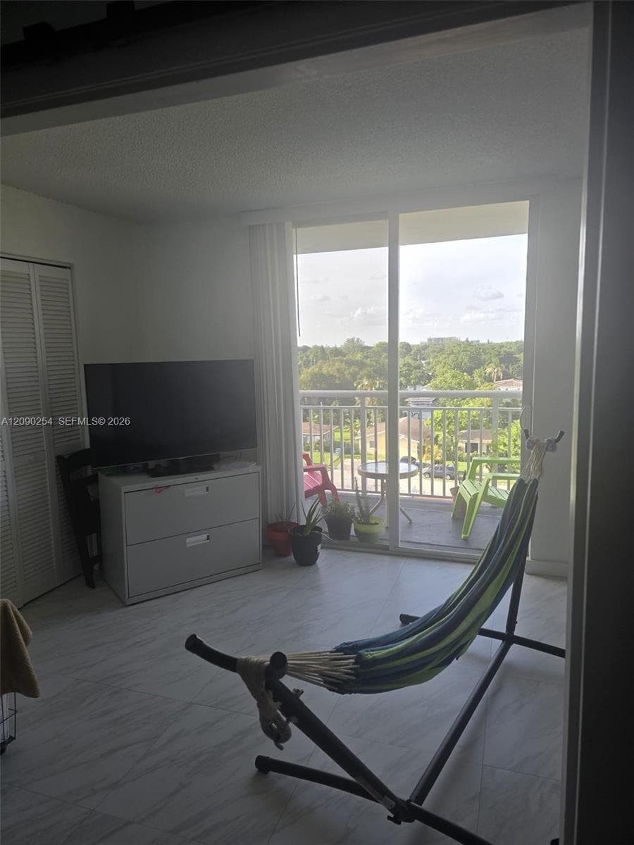 HARBOUR POINTE OF MIAMI C · #718 in Miami - Photo 15