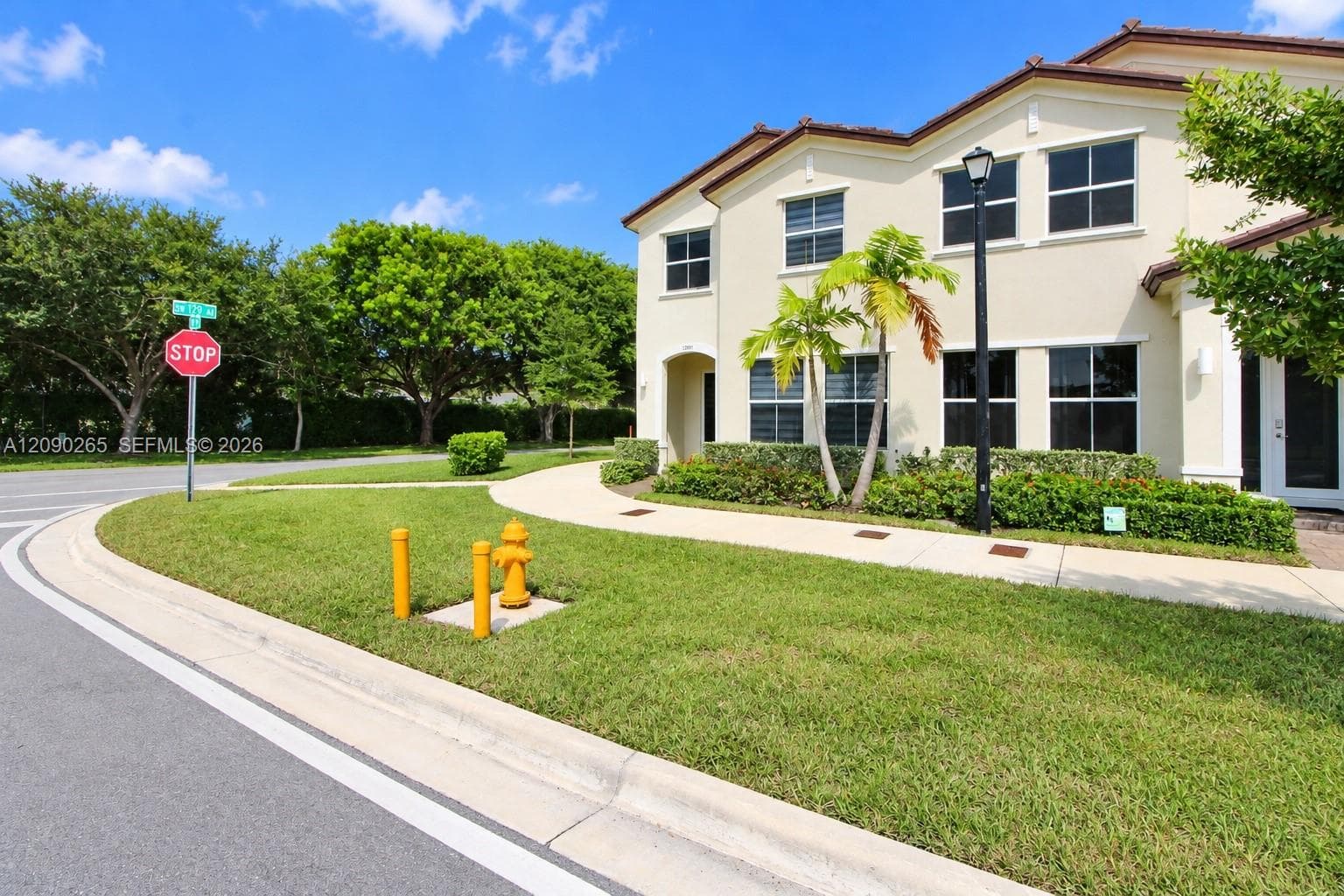 12891 SW 243rd Ter photo 4