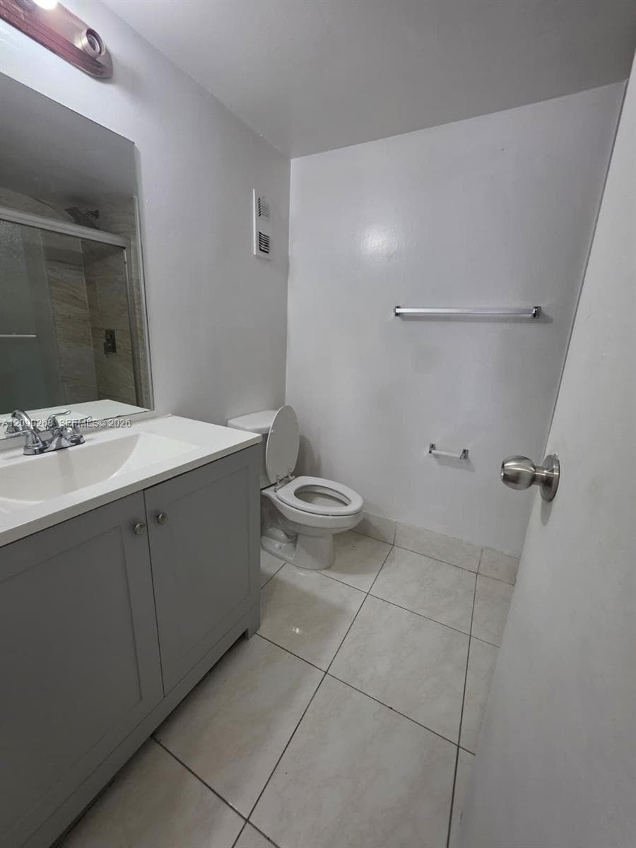 WOODSIDE APTS CONDO · #B-225 in North Miami Beach - Photo 22