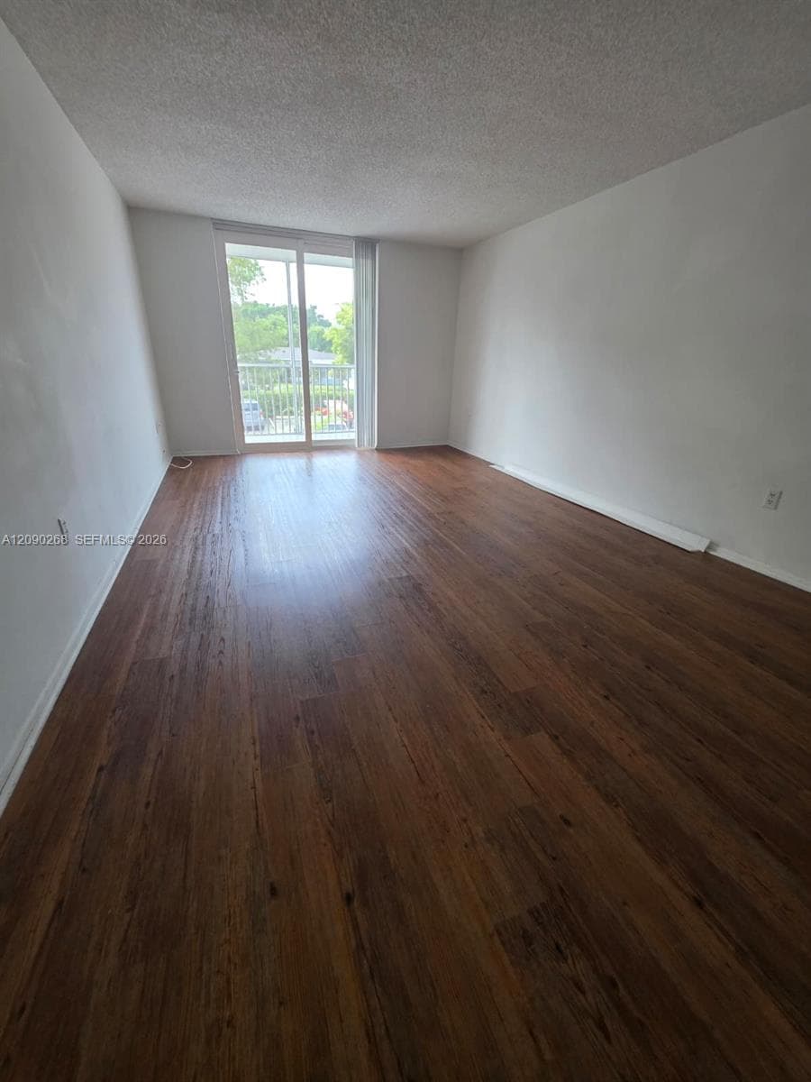 WOODSIDE APTS CONDO · #B-225 in North Miami Beach - Photo 7