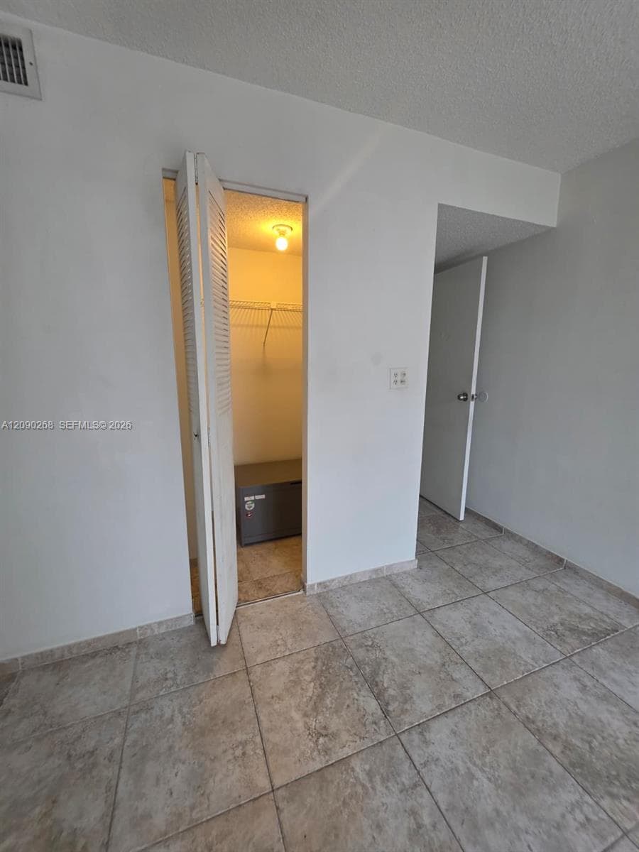 WOODSIDE APTS CONDO · #B-225 in North Miami Beach - Photo 21