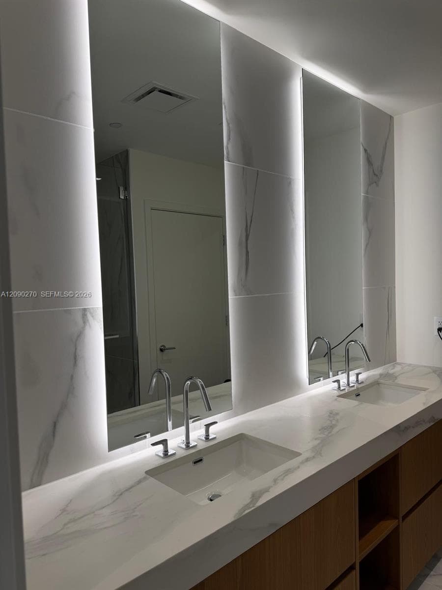 Casa Bella · #1405 in Miami - Photo 23
