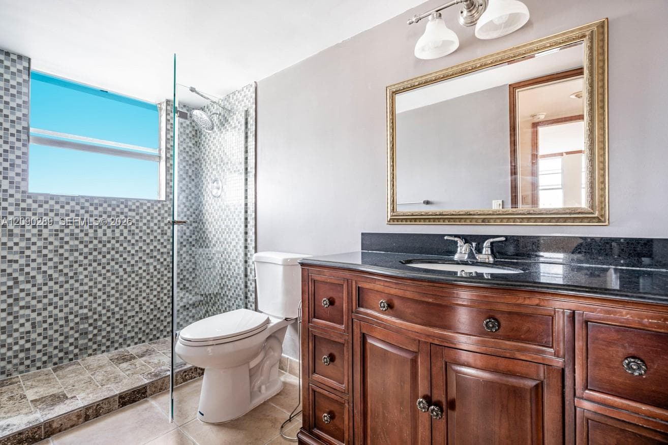 2nd bathroom