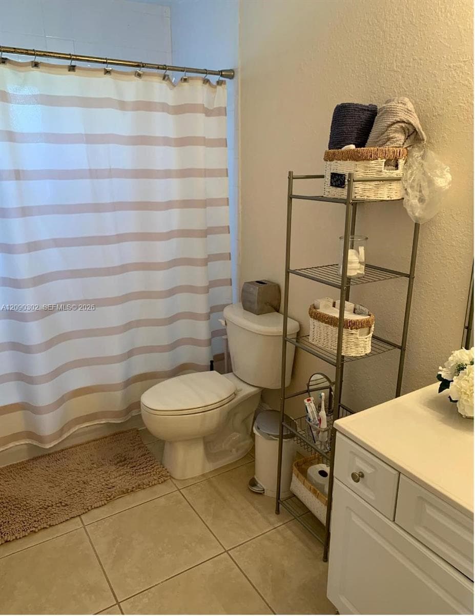 DORAL GARDENS II · #304 in Doral - Photo 6