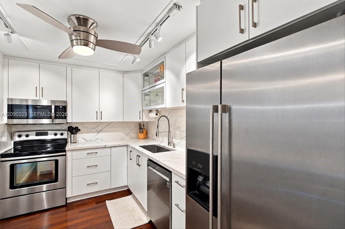 STUART HOMES CONDO · #3G in Bay Harbor Islands - Photo 28