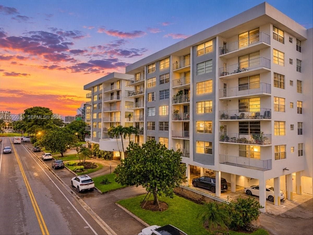 STUART HOMES CONDO · #3G in Bay Harbor Islands - Photo 8