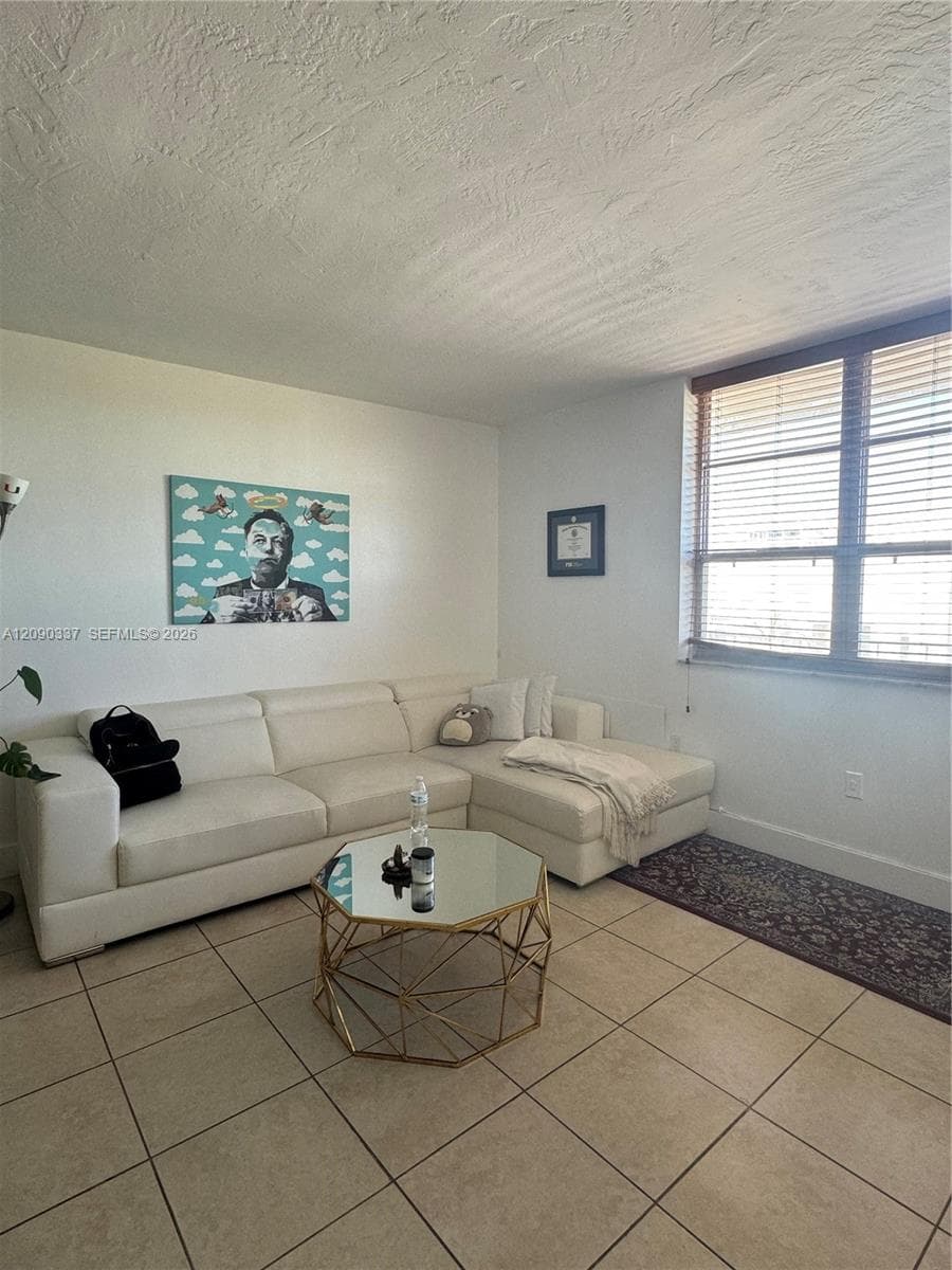THE 244 BLDG CONDO · #3D in Miami Beach - Photo 5