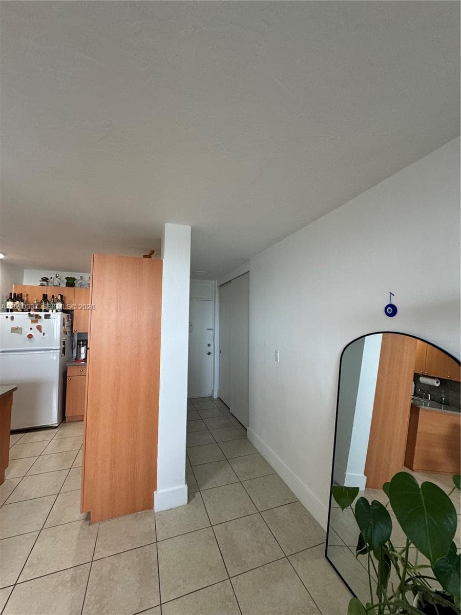 THE 244 BLDG CONDO · #3D in Miami Beach - Photo 9