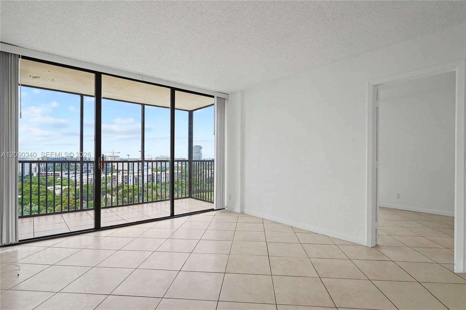 CORONADO CONDO-TOWER II · #1702 in Aventura - Photo 9
