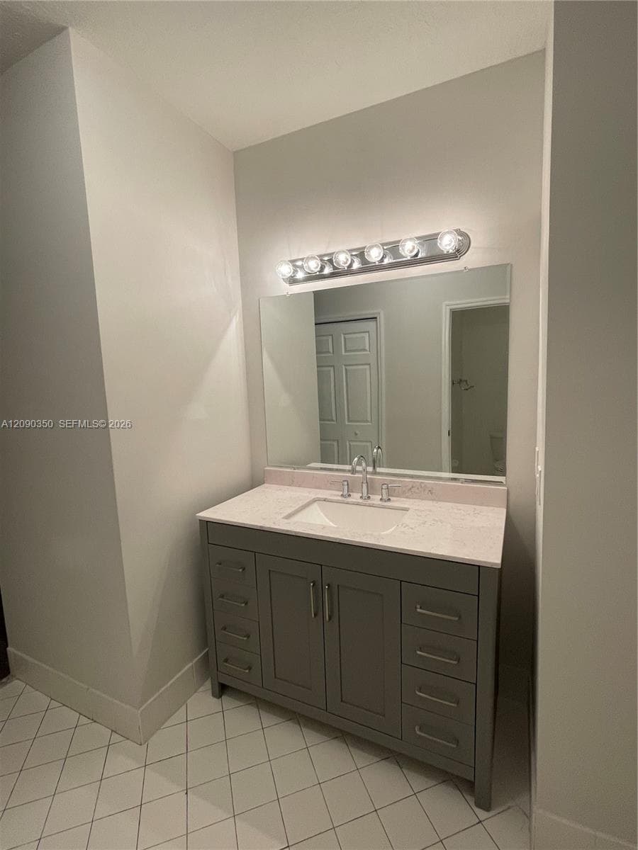 1178 NE 32 ND AVENUE photo 9