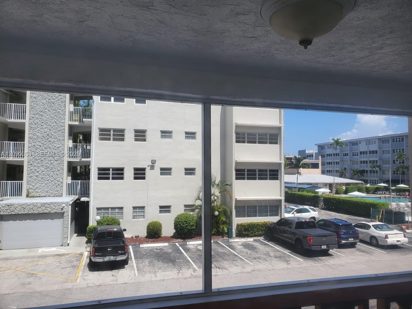 FIRST GULFSTREAM GARDEN · #206D in Hallandale Beach - Photo 16
