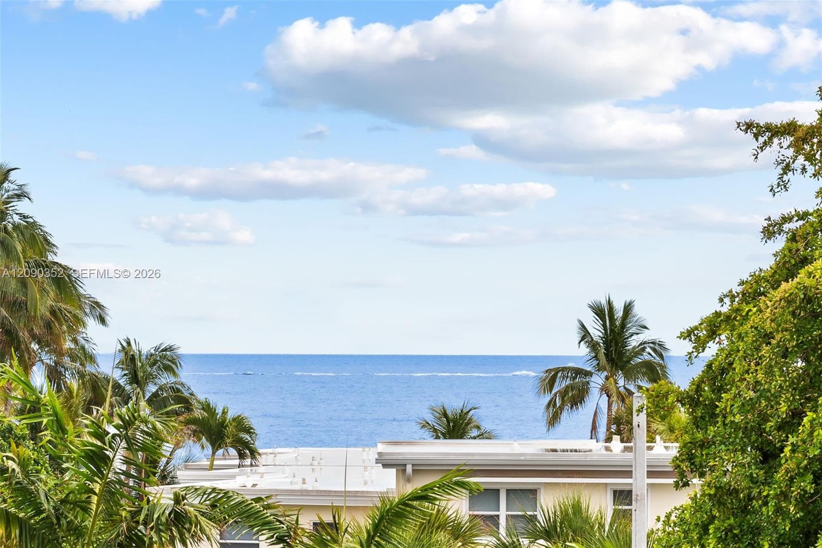EMERALD TOWER · #407 in Pompano Beach - Photo 26