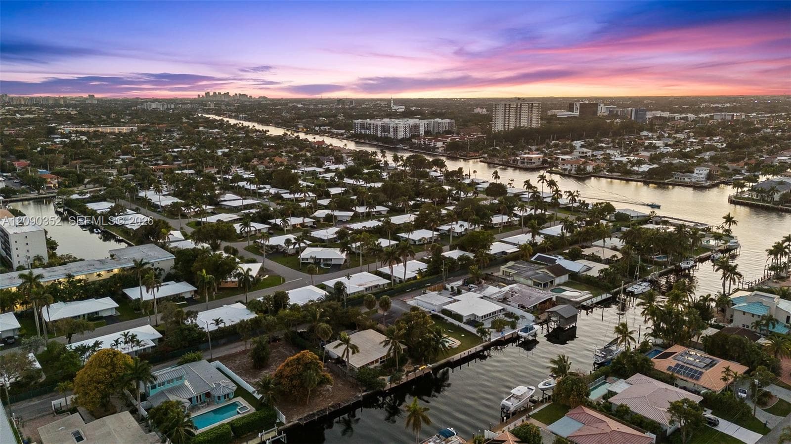 EMERALD TOWER · #407 in Pompano Beach - Photo 45
