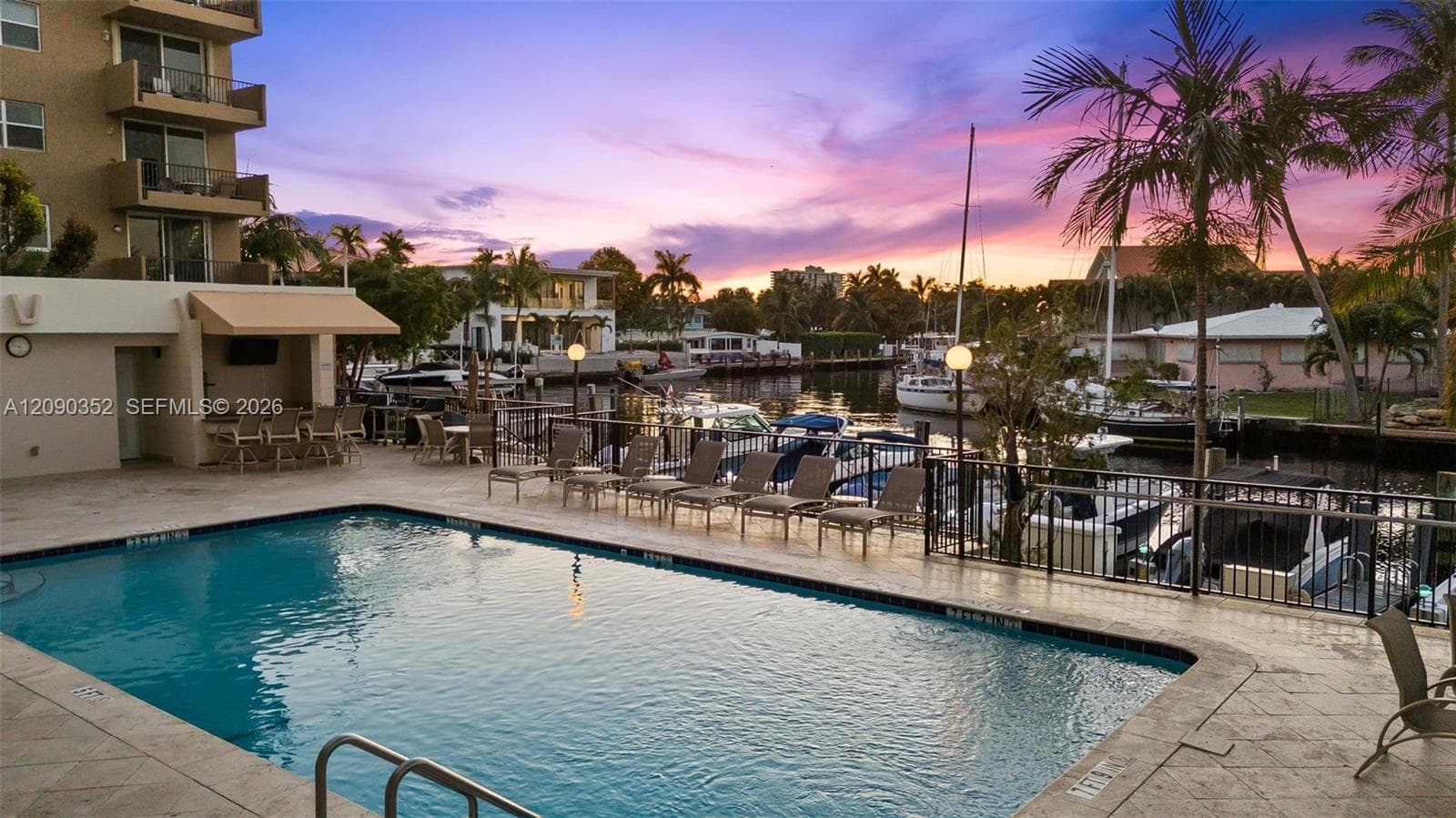 EMERALD TOWER · #407 in Pompano Beach - Photo 44