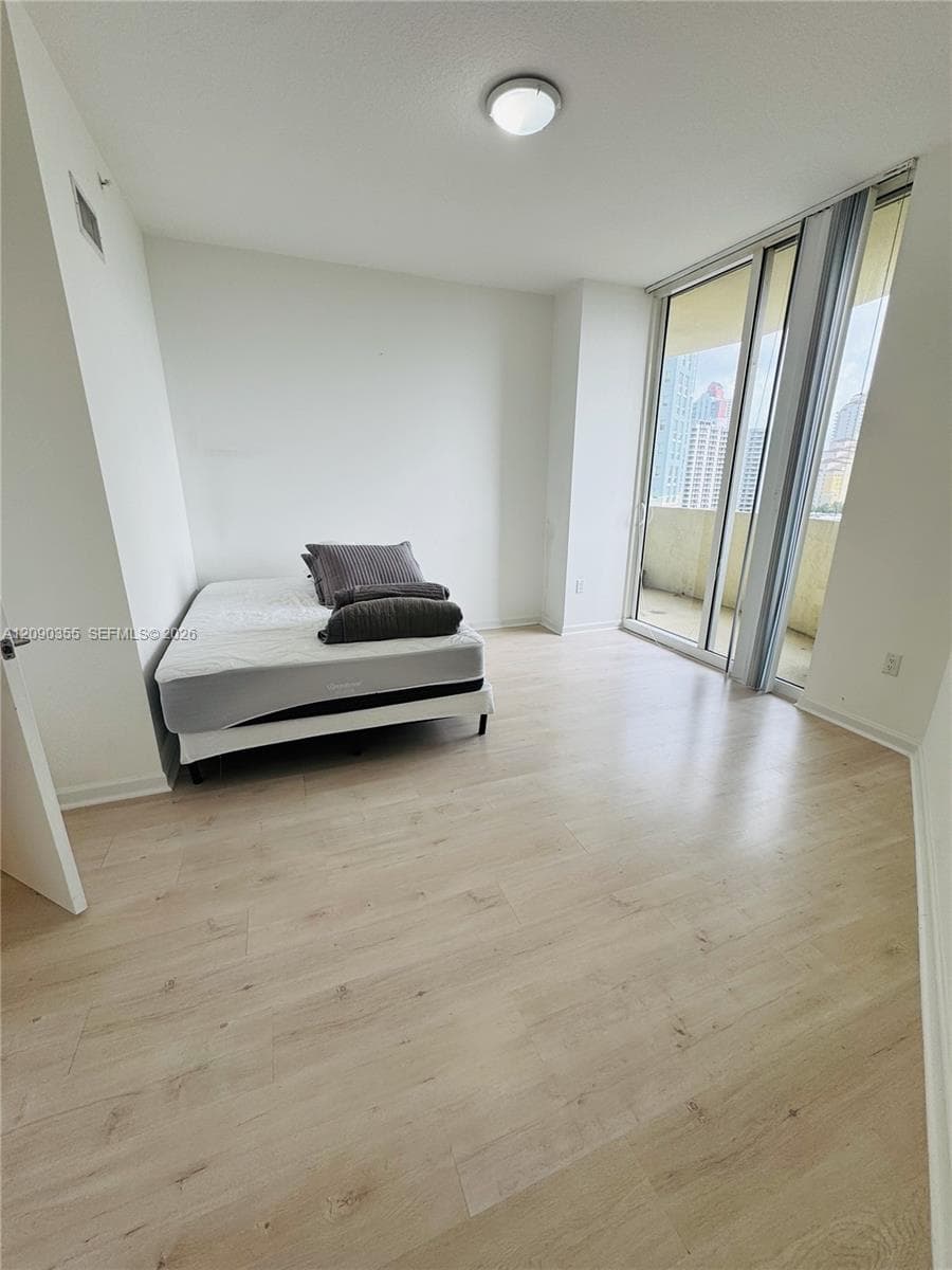 TURNBERRY ON THE GREEN CO · #1006 in Aventura - Photo 5