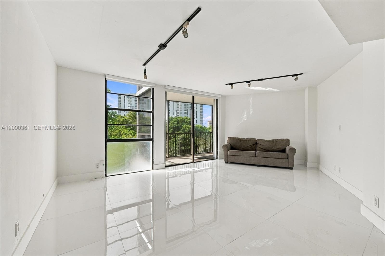 ENSENADA CONDO BLDG E-II · #502 in Aventura - Photo 2
