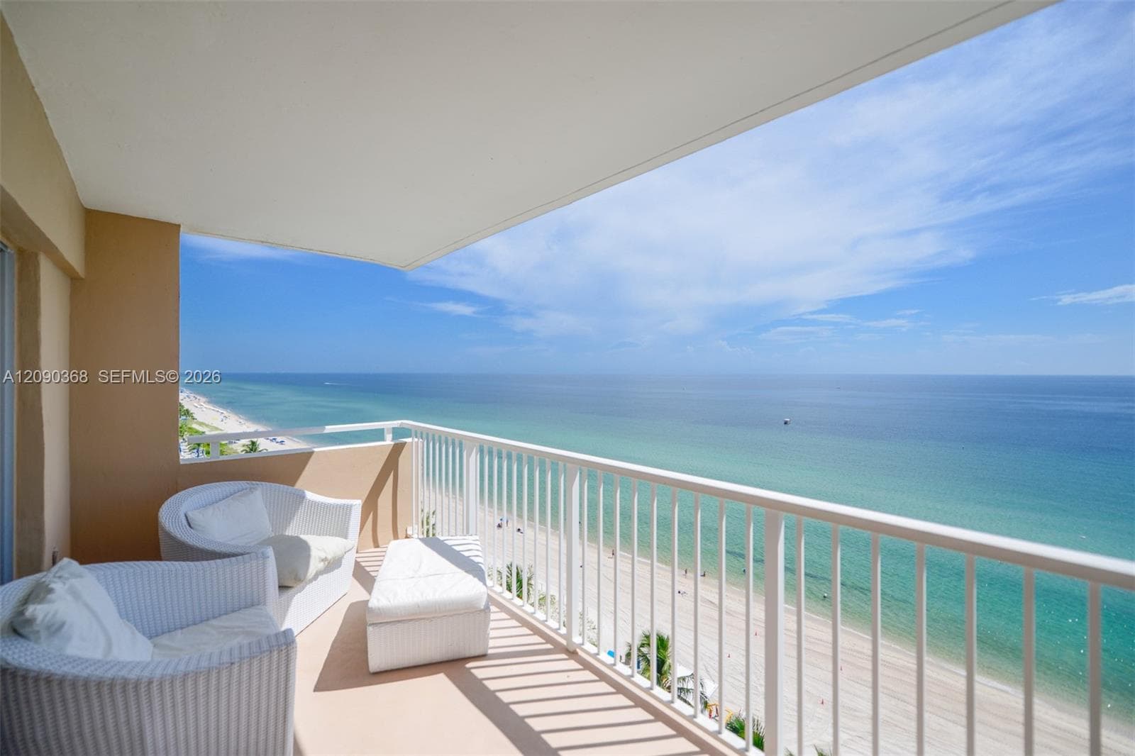 HEMISPHERES CONDO · #11P in Hallandale Beach - Photo 3