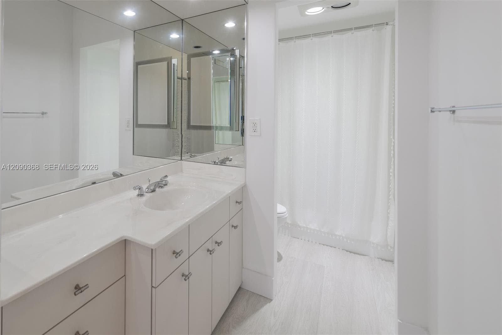 HEMISPHERES CONDO · #11P in Hallandale Beach - Photo 24