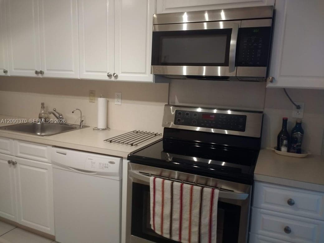 FLAMENCO CONDO-TOWER II · #1706 in Aventura - Photo 12