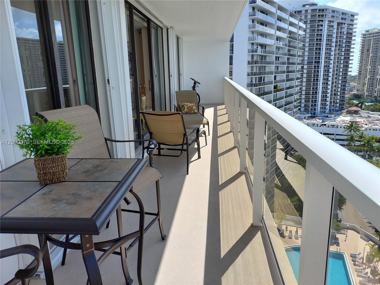 FLAMENCO CONDO-TOWER II · #1706 in Aventura - Photo 3