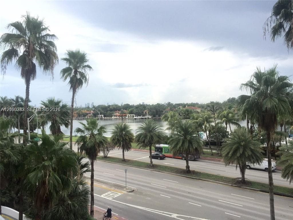 THE CARRIAGE HOUSE CONDO · #231 in Miami Beach - Photo 41