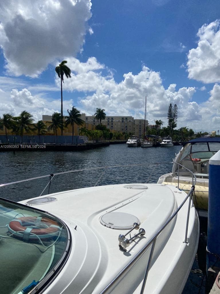 ISLA DEL MAR · #614 in Miami - Photo 9