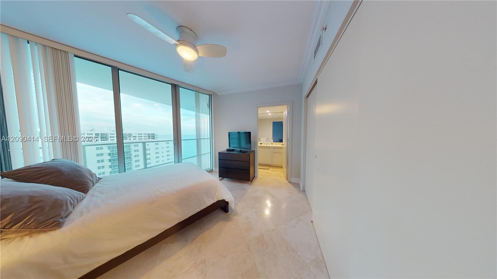 OCEAN PALMS CONDO · #1705 in Hollywood - Photo 27