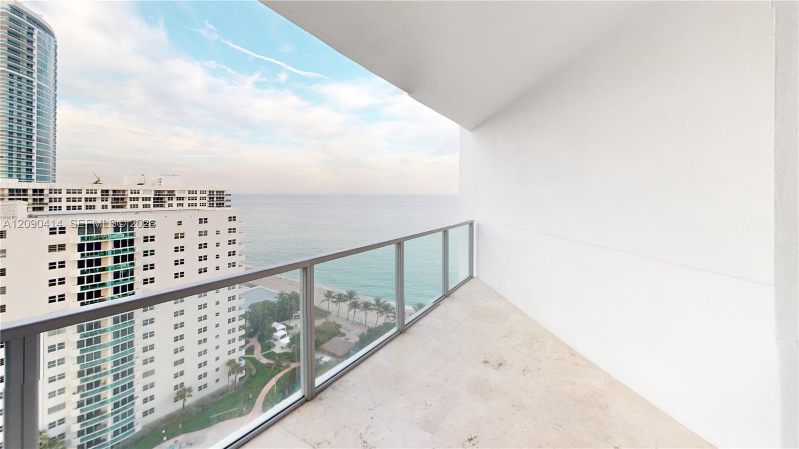 OCEAN PALMS CONDO · #1705 in Hollywood - Photo 2