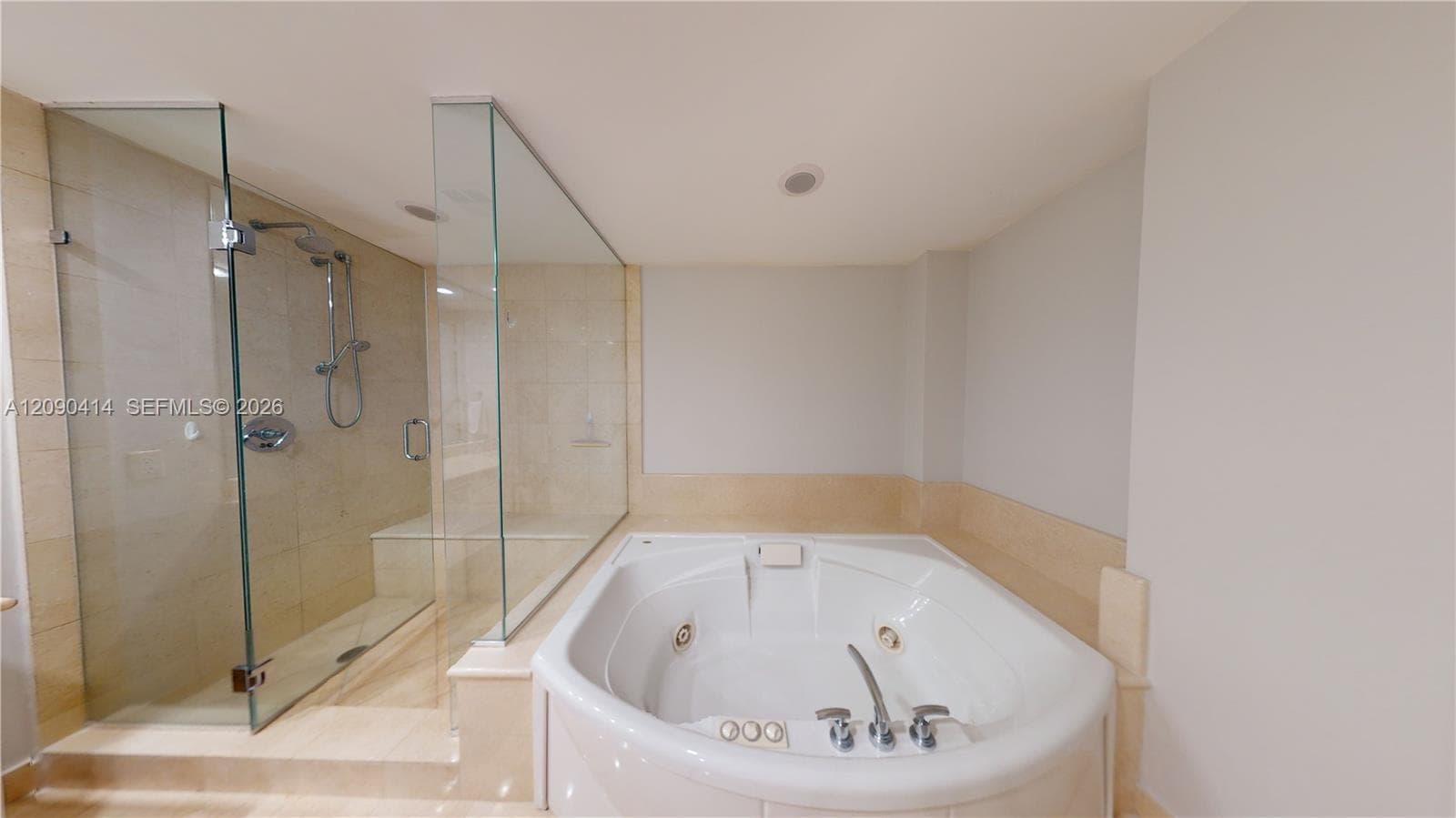 OCEAN PALMS CONDO · #1705 in Hollywood - Photo 25