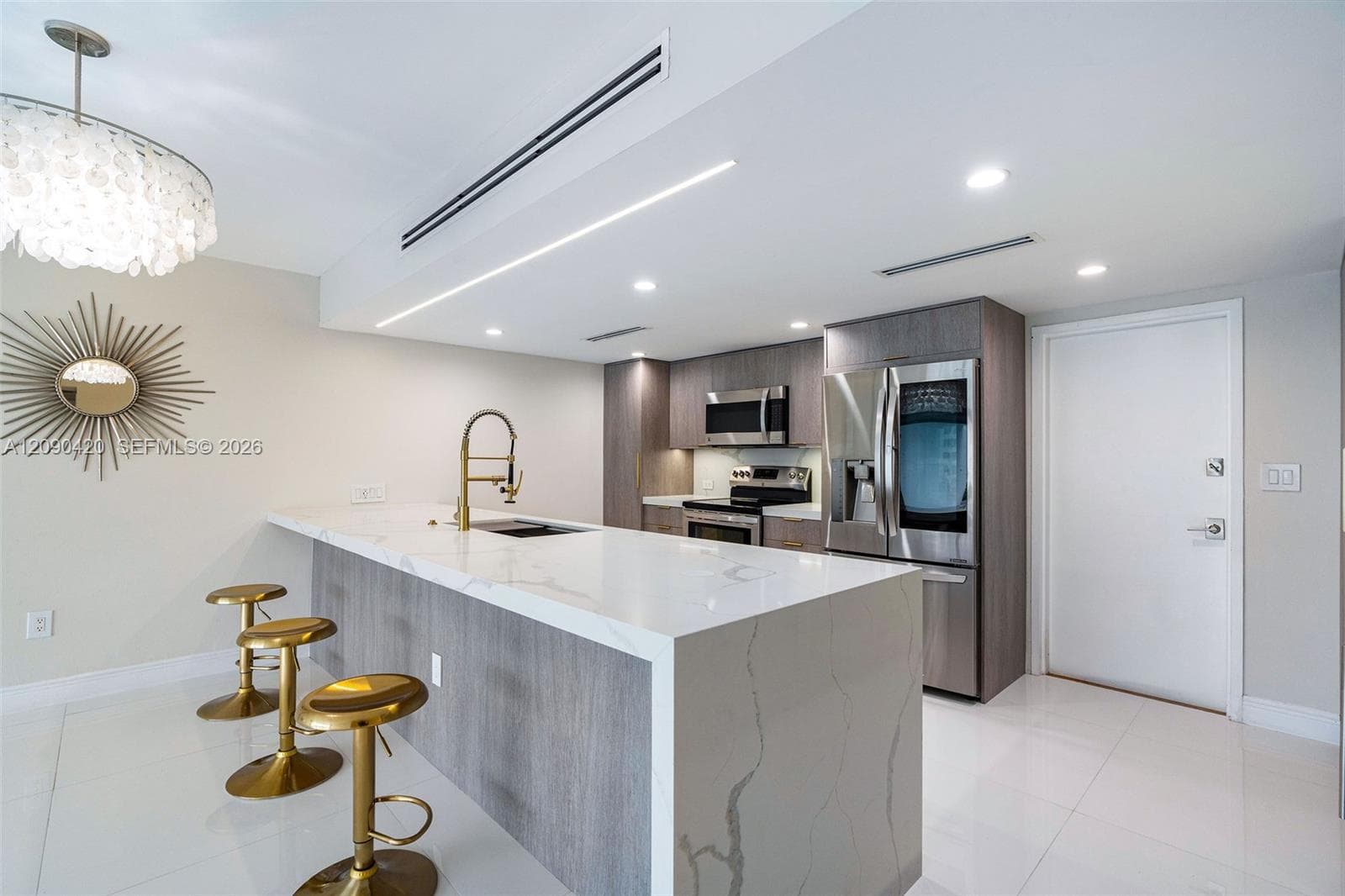 Commodore Club West · #413 in Key Biscayne - Photo 6