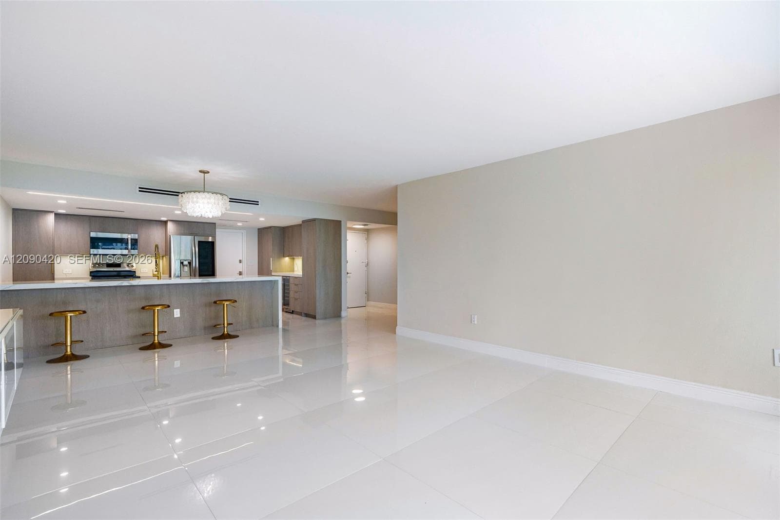 Commodore Club West · #413 in Key Biscayne - Photo 13