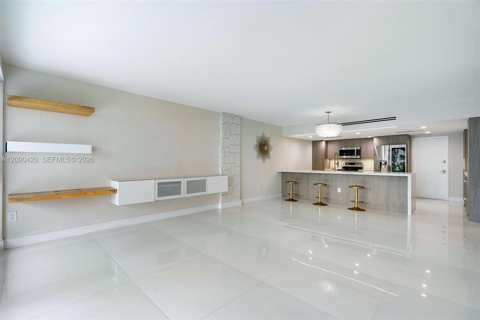 Commodore Club West · #413 in Key Biscayne - Photo 12